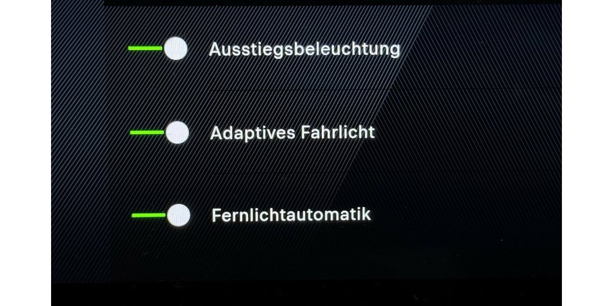 Peugeot 408 GT 145 Hybrid DSC6 Massage 360° Cam 21.700 km 26.950 &euro; Lich 35423