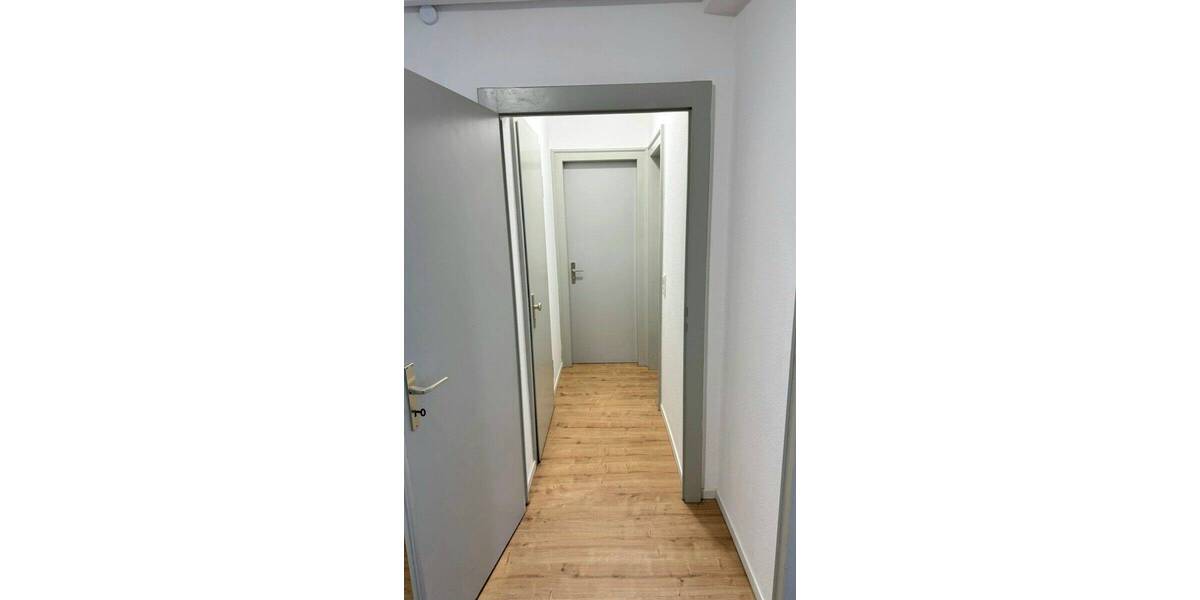Gewerbeobjekt Gießen - 3 Zimmer, 65 m&sup2;, 650&euro; | Angebot:26219253