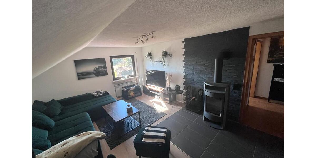 Dachgeschoßwohnung Haiger - 4 Zimmer, 92 m&sup2;, 730&euro; | Angebot:25310176