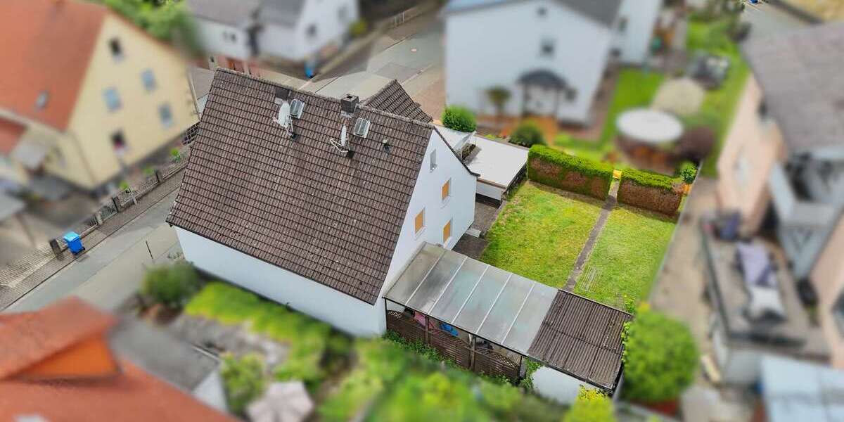 Sonniges Einfamilienhaus mit Garten in Gladenbach OT - Einfamilienhaus Gladenbach | Angebot:26882614