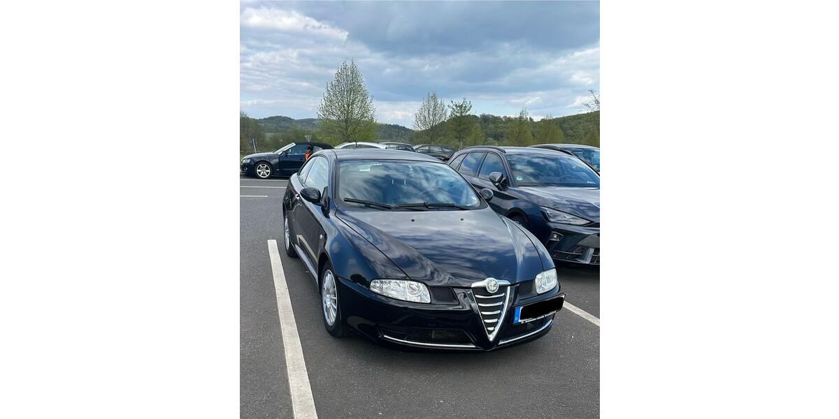 Alfa Romeo GT 147.000 km 7.999 &euro; Reiskirchen 35447