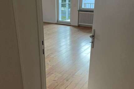 Wohnung Wetzlar Altenberger Straße - 4 Zimmer, 131 m&sup2;, 1.000&euro; | Angebot:27286729