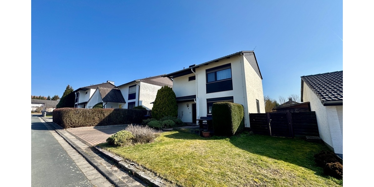 Wehrheim: Ideales Einfamilienhaus in kinderfreundlicher Lage mit viel Platz für die Familie! - Einfamilienhaus Wehrheim | Angebot:25976912