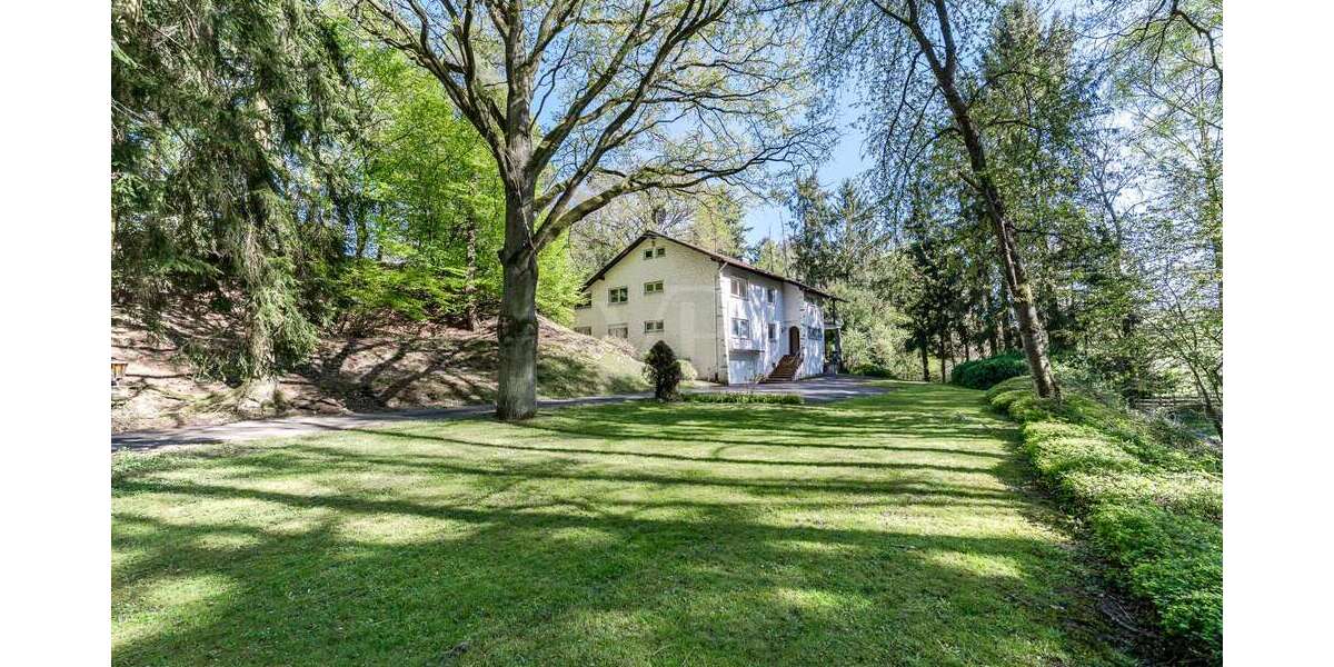Einfamilienhaus Usingen - 11 Zimmer, 365 m&sup2;, 720.000&euro; | Angebot:26914496