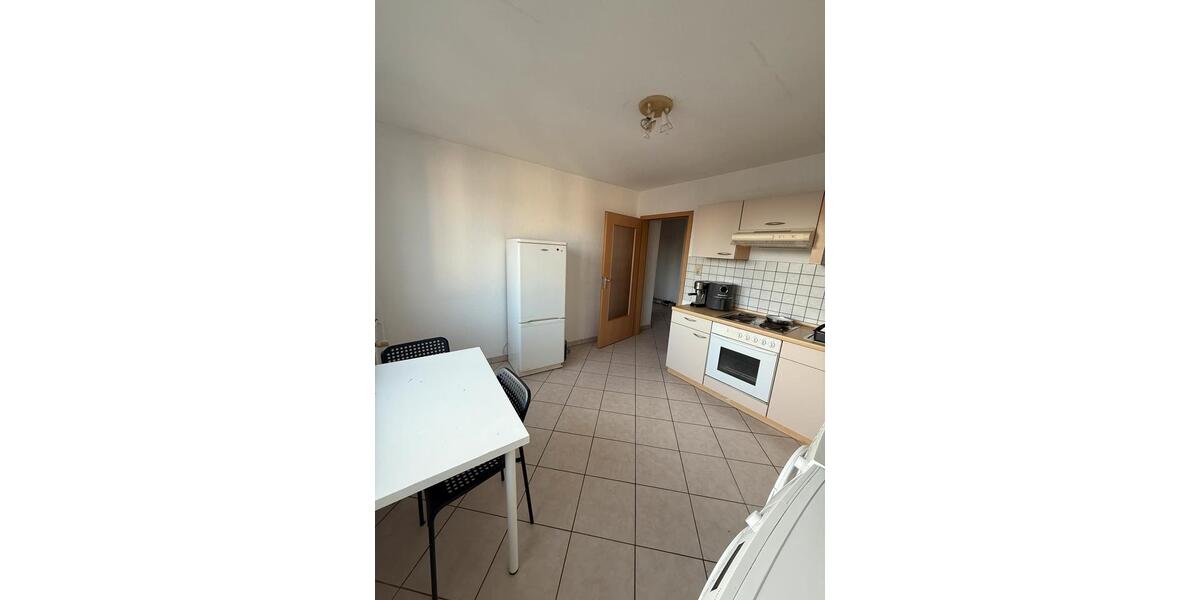 Etagenwohnung Gießen - 2 Zimmer, 77 m&sup2;, 950&euro; | Angebot:24564822