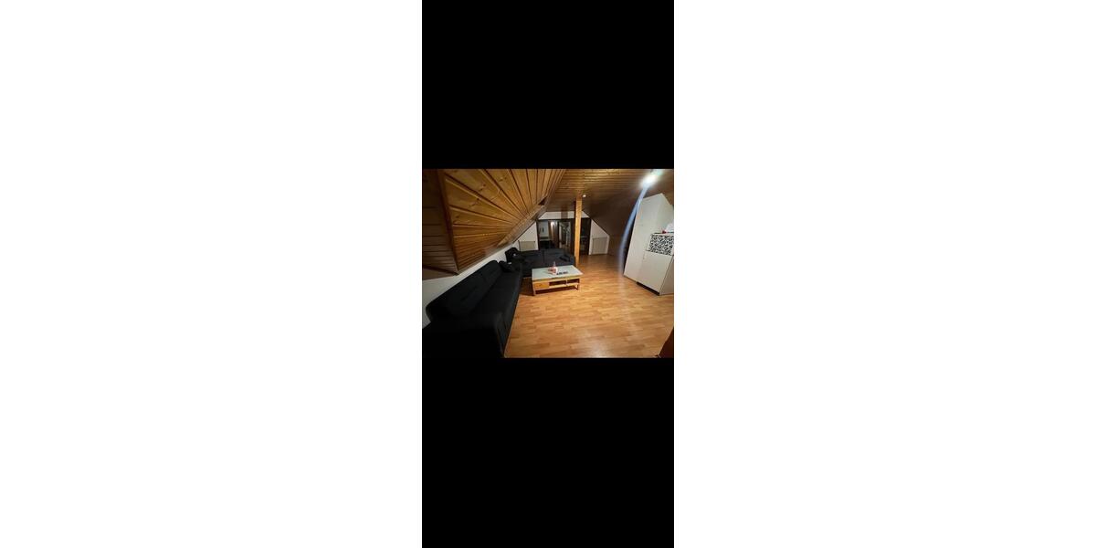 Dachgeschoßwohnung Solms - 2 Zimmer, 70 m&sup2;, 700&euro; | Angebot:25935563