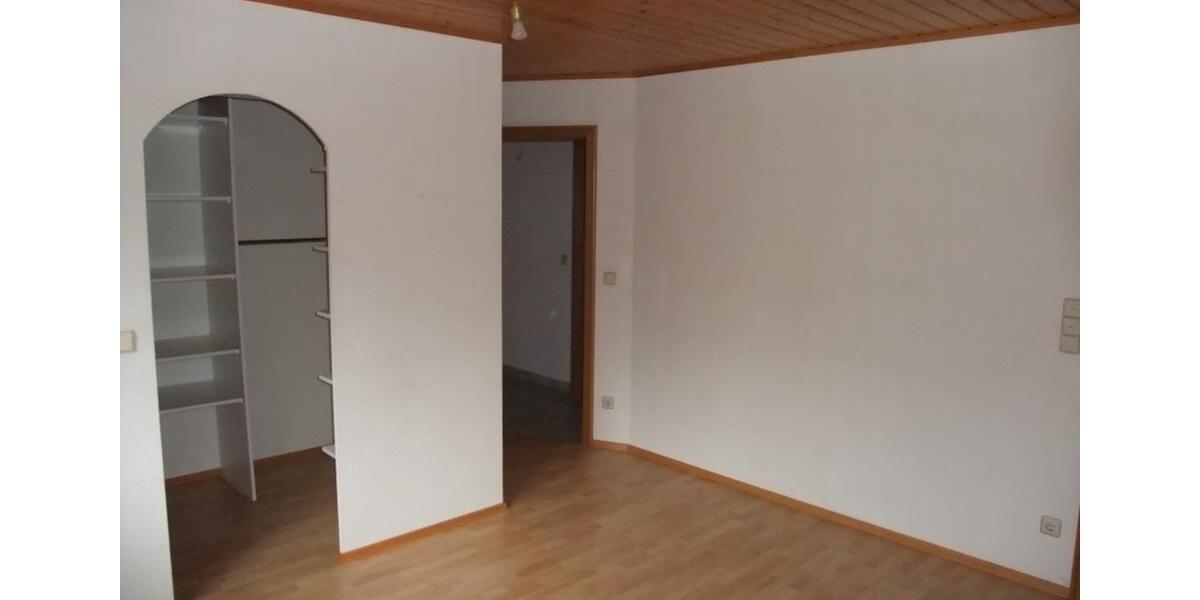 Erdgeschoßwohnung Weilrod - 3 Zimmer, 89 m&sup2;, 800&euro; | Angebot:25807234