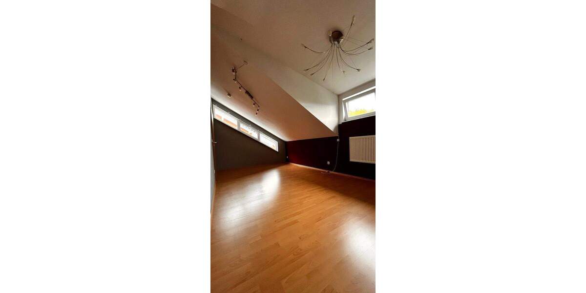 Etagenwohnung Dillenburg - 3 Zimmer, 72 m&sup2;, 179.000&euro; | Angebot:25815033