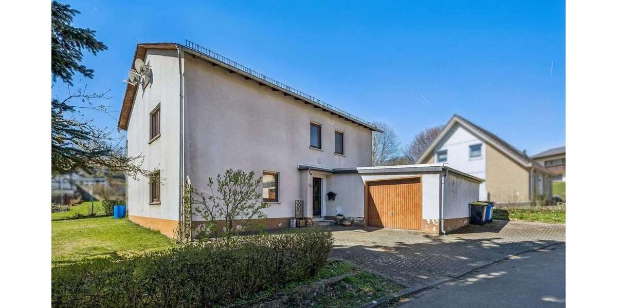 Einfamilienhaus Ehringshausen-Daubhausen Daubhausen - 5 Zimmer, 147 m&sup2;, 205.000&euro; | Angebot:26308367