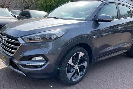 Hyundai TUCSON 136.000 km 14.990 &euro; Biebertal 35444