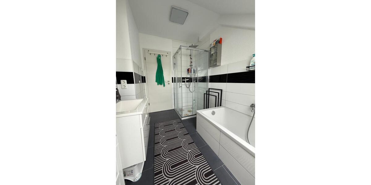 Dachgeschoßwohnung Biebertal - 4 Zimmer, 81 m&sup2;, 339.000&euro; | Angebot:25652626