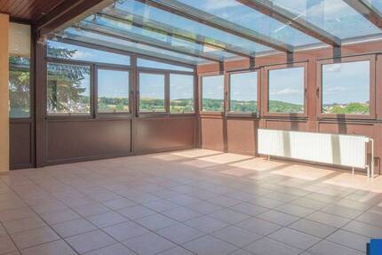 Haus Grävenwiesbach - 9 Zimmer, 248 m&sup2;, 495.000&euro; | Angebot:25695752