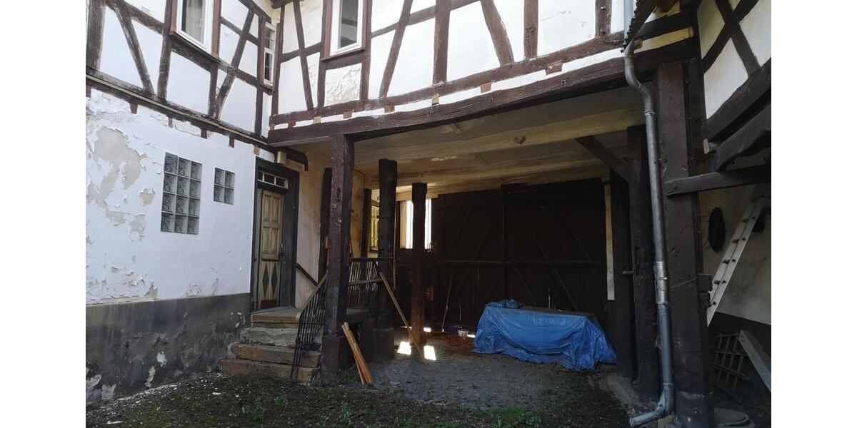 Bauernhaus, Landhaus Münzenberg - 10 Zimmer, 200 m&sup2;, 350.000&euro; | Angebot:25936657