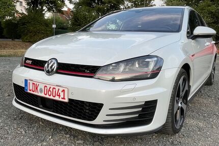 VW Golf 177.000 km 14.600 &euro; Aßlar 35614