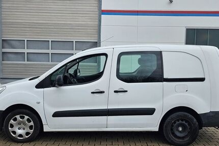 Peugeot Partner 185.000 km 6.100 &euro; Wölfersheim-Berstadt 61200