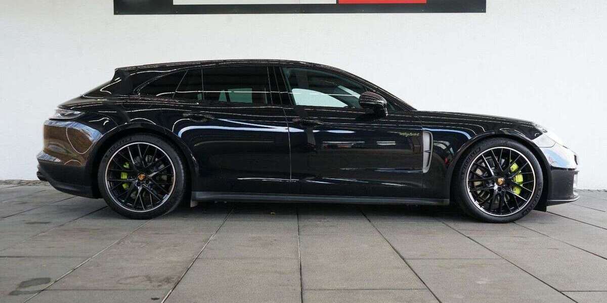 Porsche Panamera 15.300 km 82.880 &euro; Asslar 35614
