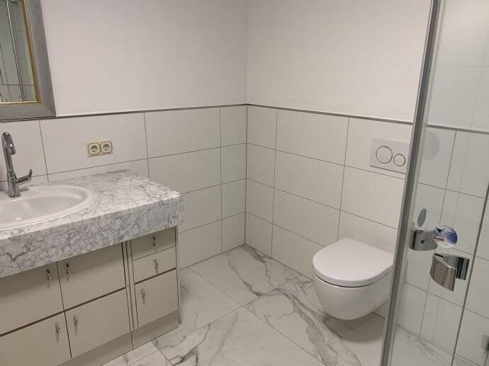 Etagenwohnung Haiger - 4 Zimmer, 154 m&sup2;, 990&euro; | Angebot:25696550