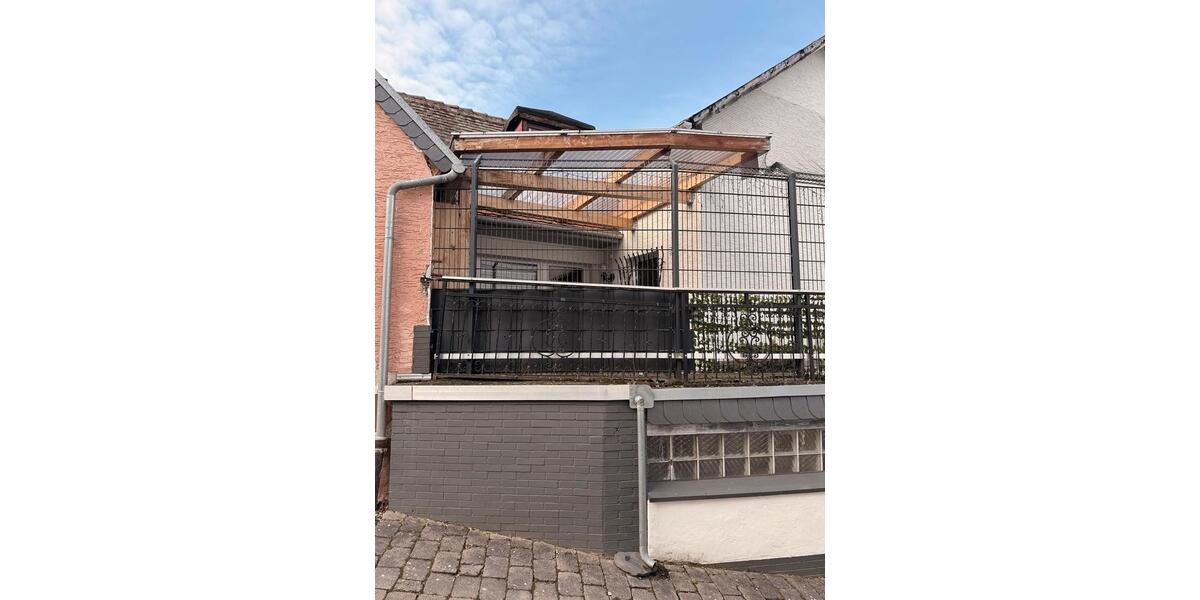 Einfamilienhaus Usingen - 6 Zimmer, 180 m&sup2;, 298.000&euro; | Angebot:25118111