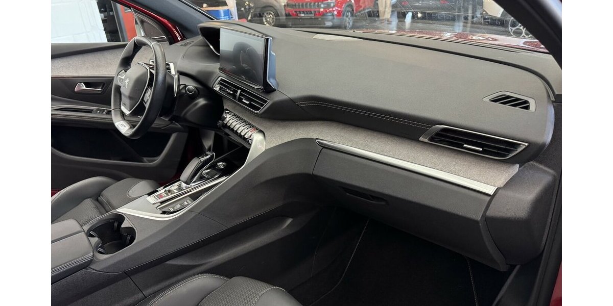 Peugeot 3008 225 GT Plug-In 1.Hand CARPLAY AHK 43.500 km 23.620 &euro; Lich 35423