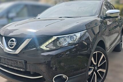 Nissan Qashqai 93.676 km 14.889 &euro; Herborn 35745