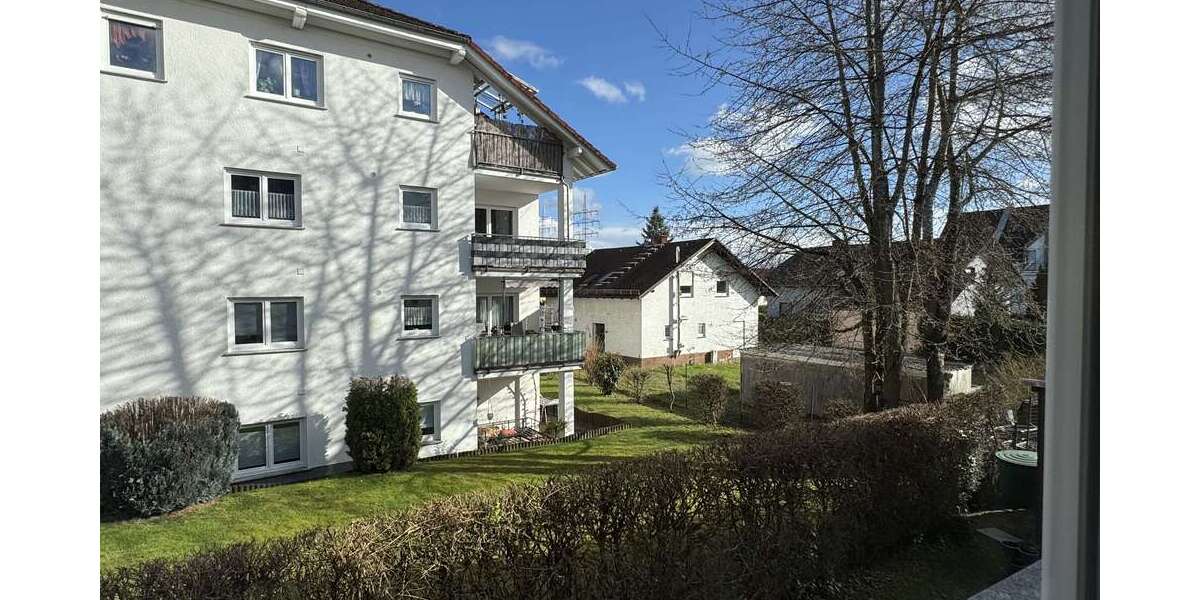 Etagenwohnung Aßlar - 3 Zimmer, 101 m&sup2;, 299.000&euro; | Angebot:26007983