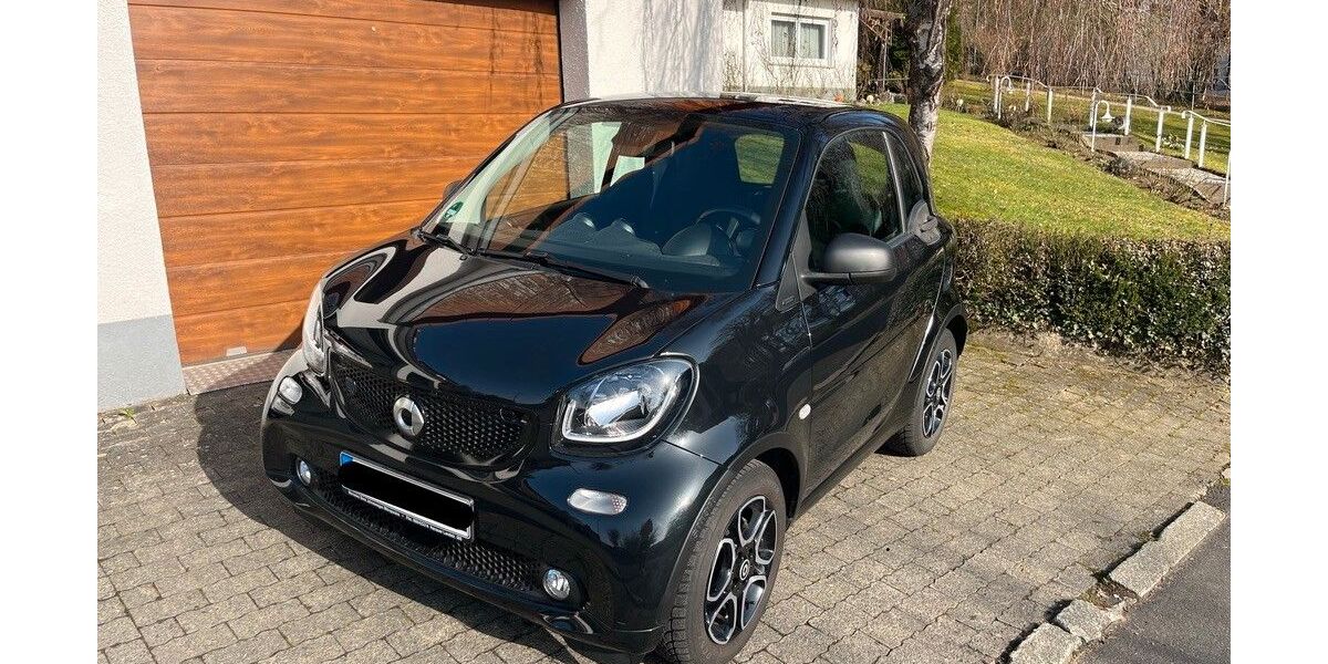 Smart ForTwo 33.200 km 8.600 &euro; Löhnberg 35792