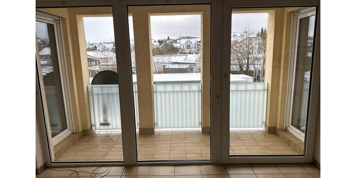 Etagenwohnung Hüttenberg - 4 Zimmer, 100 m&sup2;, 239.000&euro; | Angebot:25779181