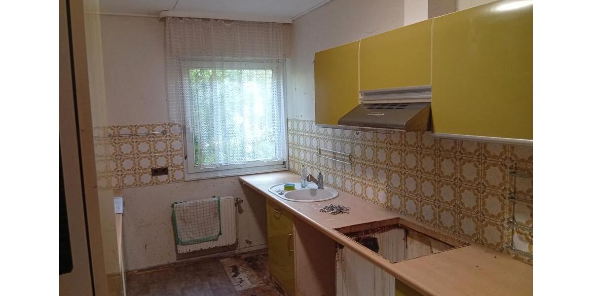 Einfamilienhaus Aßlar - 7 Zimmer, 113 m&sup2;, 160.000&euro; | Angebot:26857798