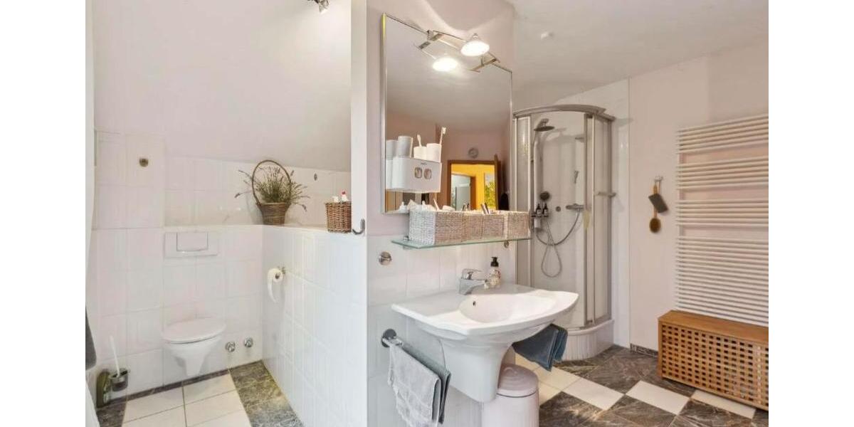 Einfamilienhaus Bad Nauheim - 10.5 Zimmer, 310 m&sup2;, 998.000&euro; | Angebot:25322115