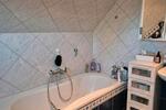 Einfamilienhaus Butzbach - 6 Zimmer, 180 m&sup2;, 450.000&euro; | Angebot:26378161