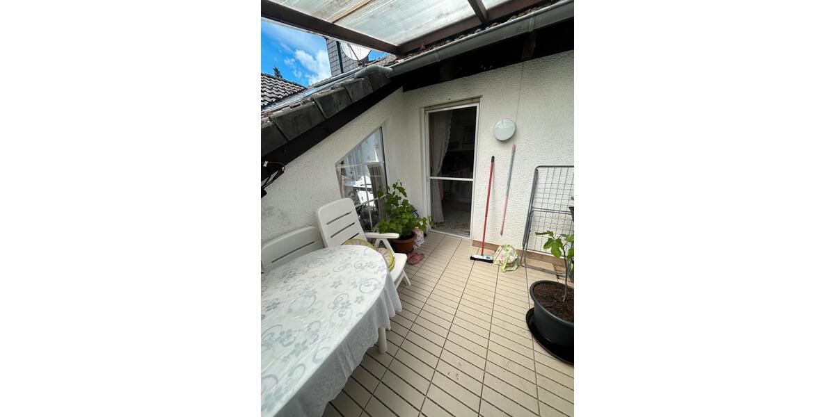 Dachgeschoßwohnung Solms - 3 Zimmer, 82 m&sup2;, 245.000&euro; | Angebot:26665303