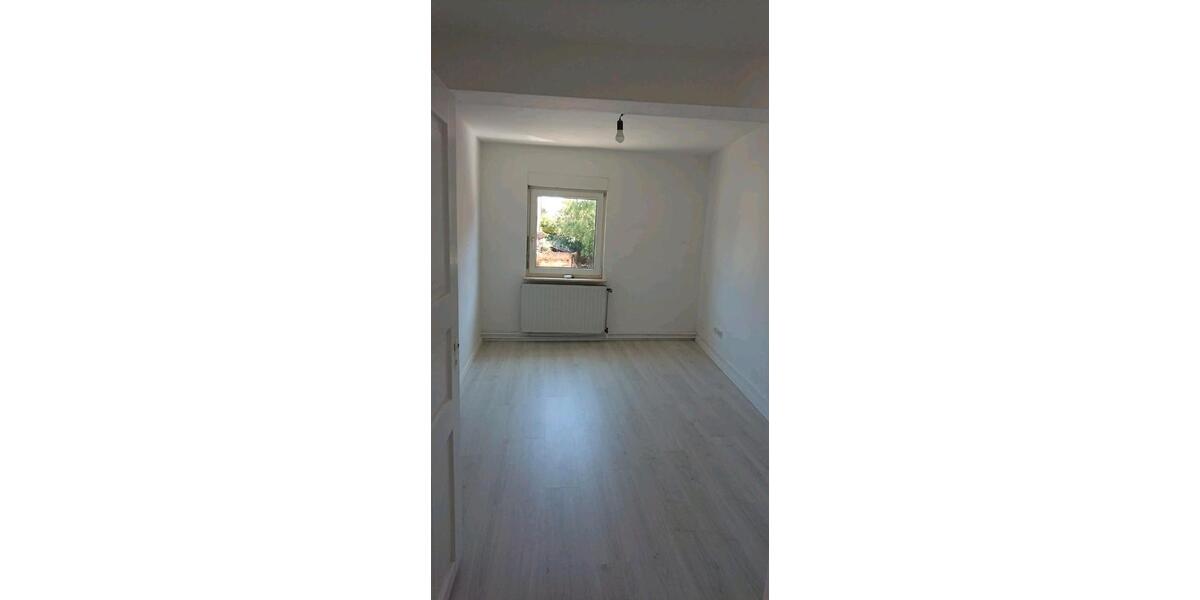 Etagenwohnung Butzbach - 6 Zimmer, 160 m&sup2;, 1.365&euro; | Angebot:25332201
