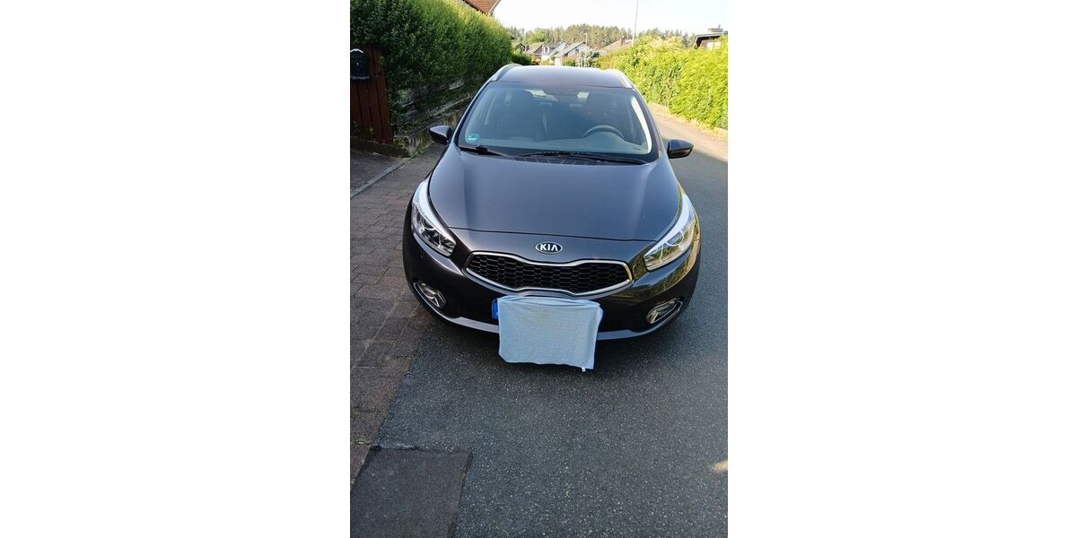 Kia ceed / Ceed 133.000 km 7.200 &euro; Runkel 65594