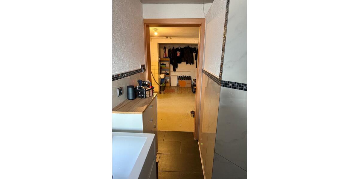 Doppelhaushälfte Haiger - 5 Zimmer, 166 m&sup2;, 70.000&euro; | Angebot:26483564