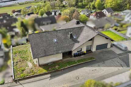 Mehrfamilienhaus in bester Lage - Herborn OT mit Weitblick - Haus Herborn | Angebot:26738035