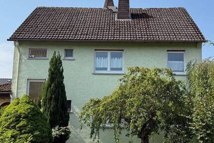 Haus Runkel-Ennerich Ennerich - 8 Zimmer, 166 m&sup2;, 283.000&euro; | Angebot:25662527