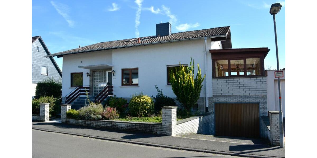 Mehrfamilienhaus, Wohnhaus Staufenberg - 11 Zimmer, 339 m&sup2;, 685.000&euro; | Angebot:24362675