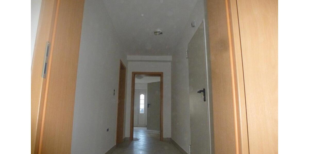 Erdgeschoßwohnung Weilburg - 2.5 Zimmer, 129 m&sup2;, 600&euro; | Angebot:26367346