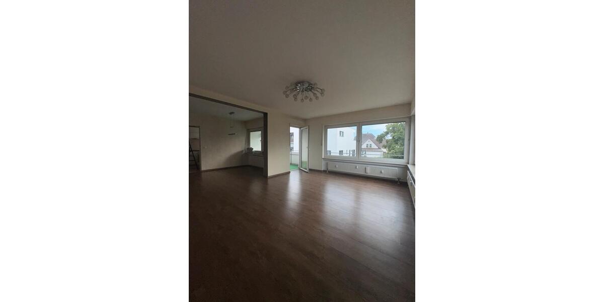 Etagenwohnung Lollar - 3.5 Zimmer, 85 m&sup2;, 255.000&euro; | Angebot:27294686