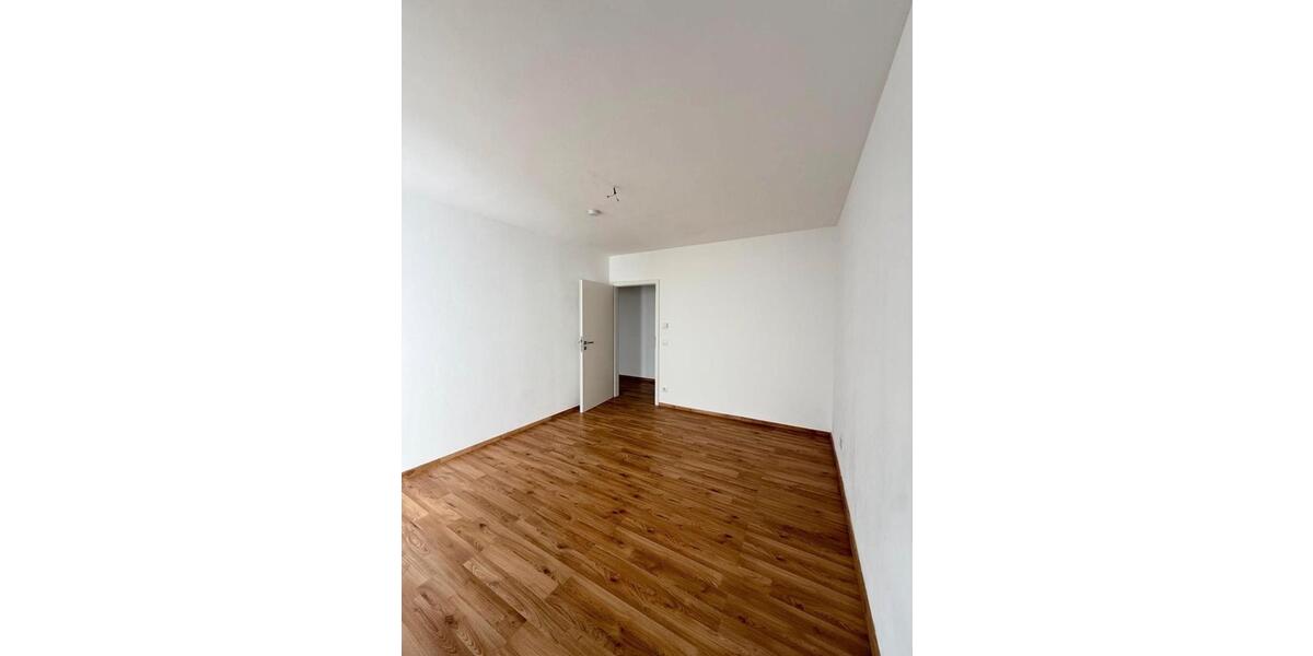 Erdgeschoßwohnung Staufenberg - 3.5 Zimmer, 80 m&sup2;, 265.000&euro; | Angebot:26814946