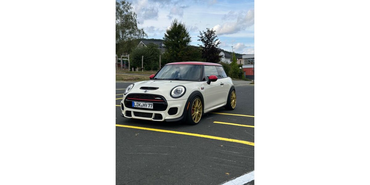 Mini John Cooper Works 122.500 km 17.990 &euro; Frohnhausen 35684
