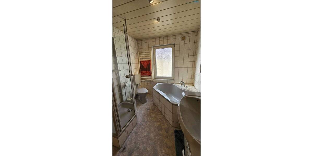 Einfamilienhaus Gießen Rödgen - 8 Zimmer, 186 m&sup2;, 439.000&euro; | Angebot:26128323