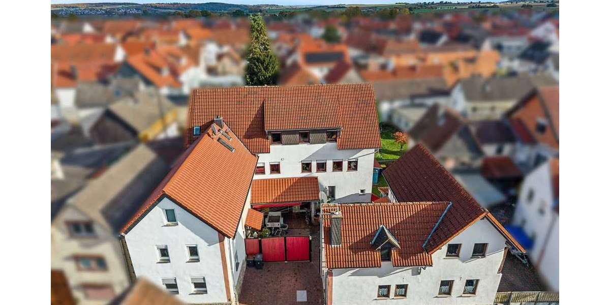 Einfamilienhaus Butzbach - 11 Zimmer, 448 m&sup2;, 715.000&euro; | Angebot:24033846