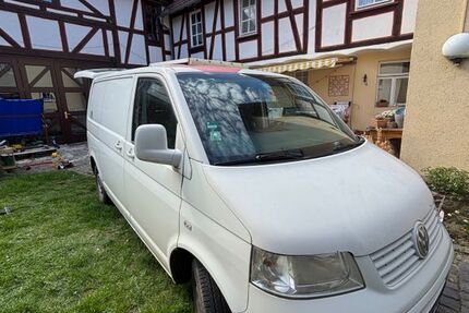 VW T5 Transporter 230.000 km 10.500 &euro; Münzenberg 35516