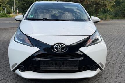 Toyota Aygo (X) 73.227 km 6.000 &euro; Löhnberg 35792