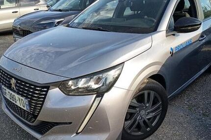 Peugeot 208 156.492 km 8.929 &euro; Lich 35423