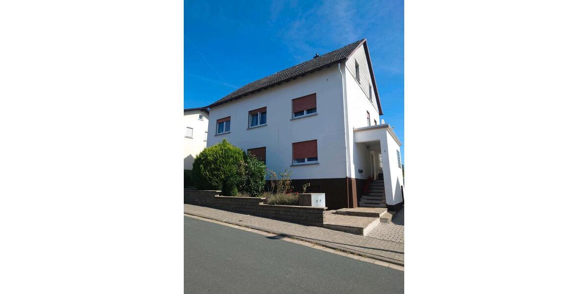 Einfamilienhaus Weilburg - 7 Zimmer, 203 m&sup2;, 279.000&euro; | Angebot:25615802