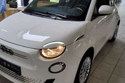 Fiat 500e 45.175 km 17.785 &euro; Pohlheim 35415