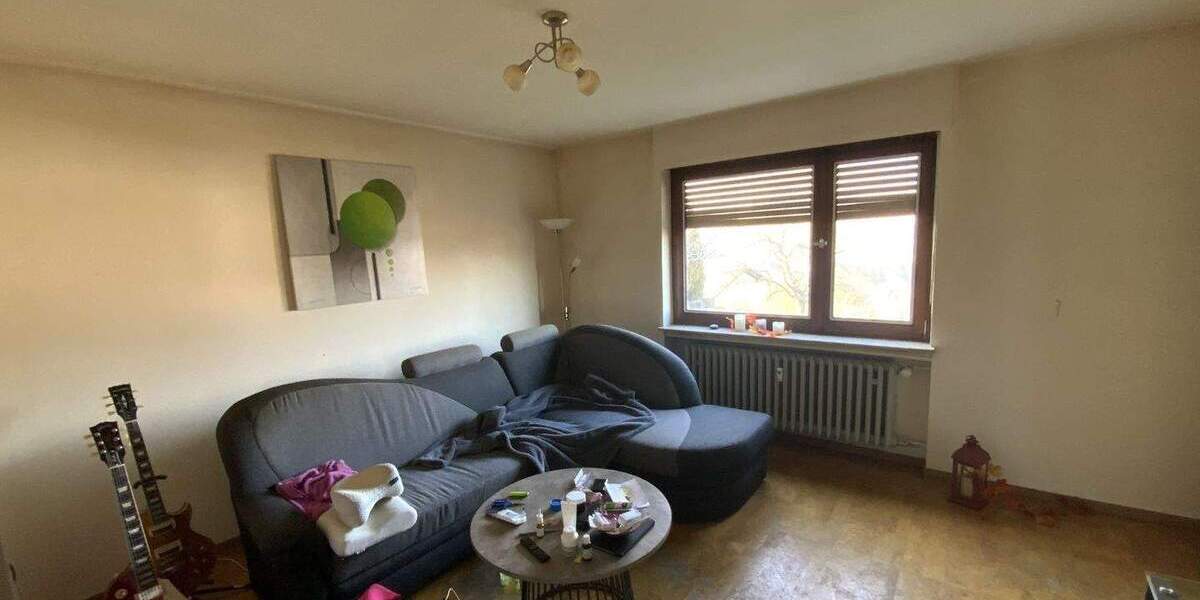 Einfamilienhaus Waldsolms Kraftsolms - 5 Zimmer, 190 m&sup2;, 229.000&euro; | Angebot:25835053