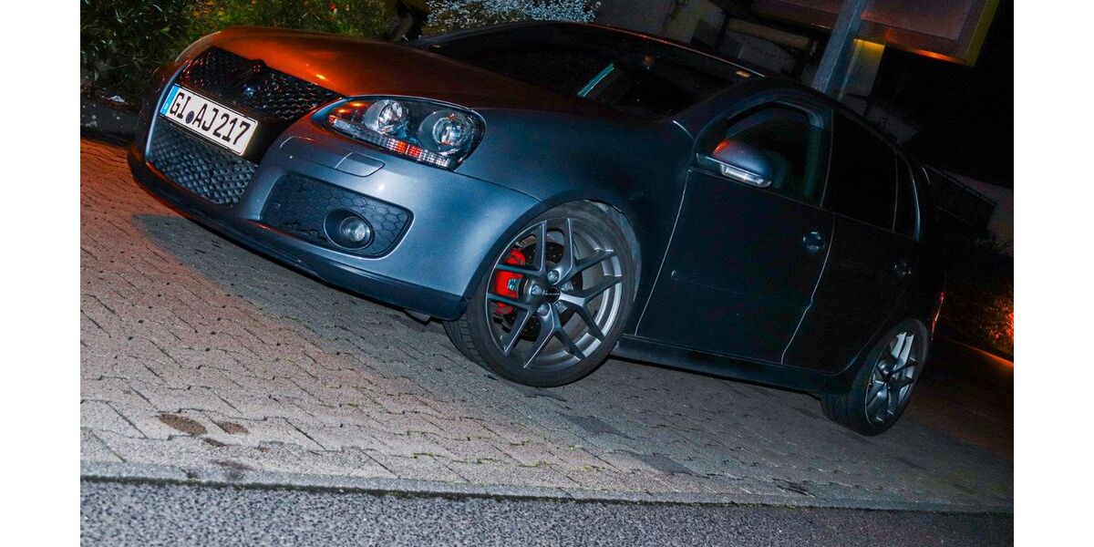 VW Golf 144.000 km 7.750 &euro; Gießen 35394